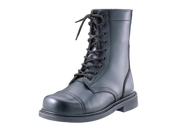 How to Style Combat Boots with Jeans for Men-Bruno Marc