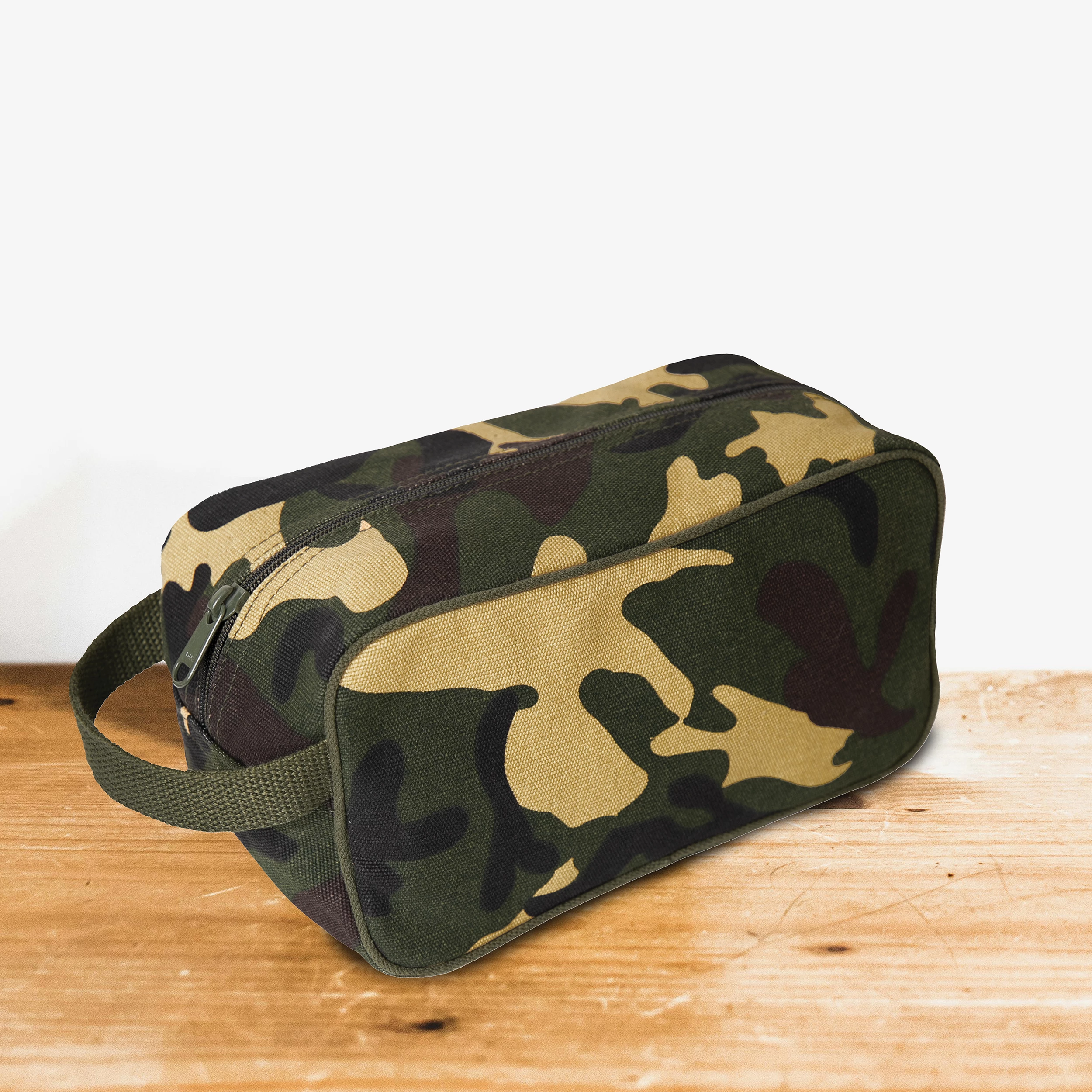 camo travel toiletry bag Green for Women Hanging Toiletry Bag Large Makeup Bag Travel Cosmetic Bag Dopp Kit for Men Shaving Bag for Travel Accessories : Beauty & Personal Care This handcrafted toiletry kit is made from a woodland camo US Army uniform Ezday Travel Toiletry Bag for